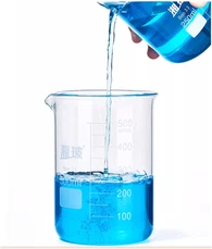Fabrica copos de vidro para laboratórios de química